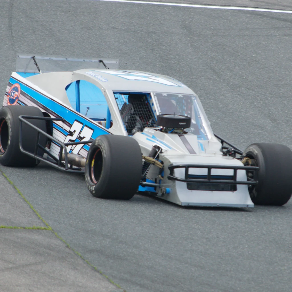 Contact Derek Robbie NASCAR Whelen Tour Modified Driver