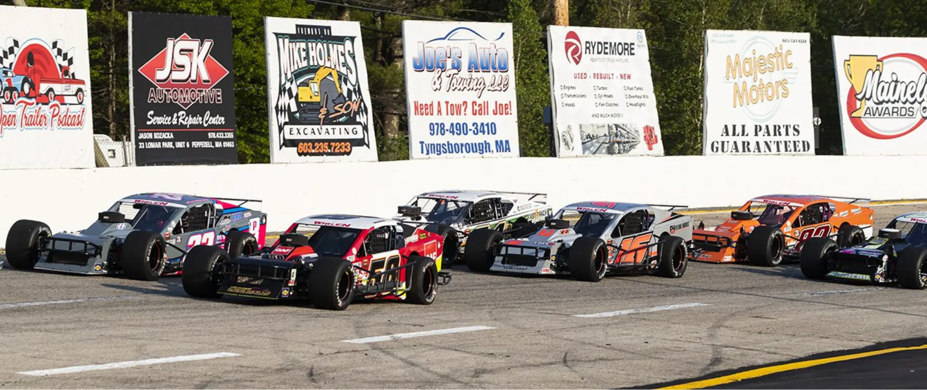Lee USA Speedway Modified Racing